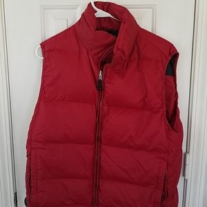 Gap puffer vest